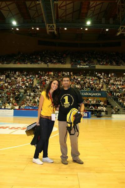 LA CANASTA SEAT DE COMPOSTELA MOTOR - Foto